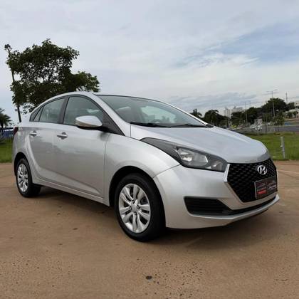 HYUNDAI HB20S 1.6 COMFORT PLUS 16V FLEX 4P AUTOMÁTICO